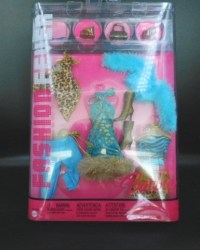 BARBIE FASHION FEVER  2005 G8996 J1375 NEW IN BOX NEVER REMOVED